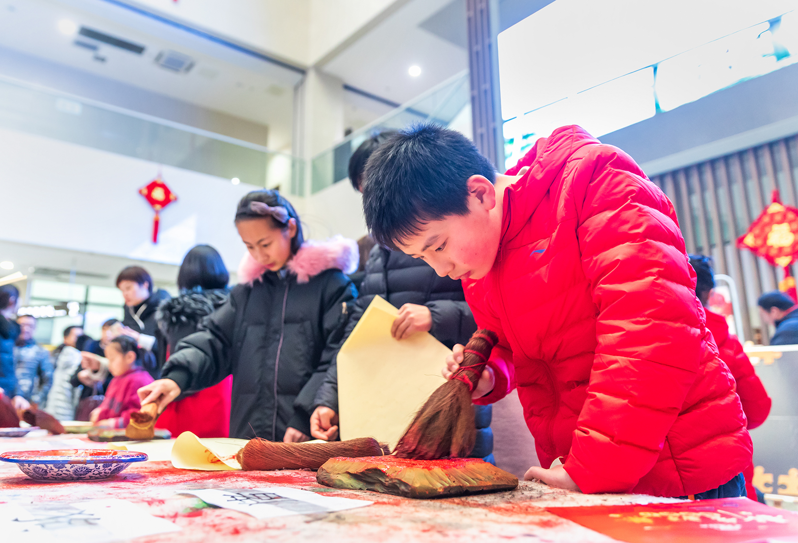 �����^���^�����������S��Ⱥ�����Ļ����(d��ng)�������в����^�ڴ���(ji��)�����e�k&ldquo;��ζ&rdquo;ϵ���Ļ����(d��ng)��׌ǰ�텢�ӻ��(d��ng)�����ڿ옷���w�(y��n)���y(t��ng)�ꮋ�������^�̡�Ѧ�ڌW(xu��) �z.jpg