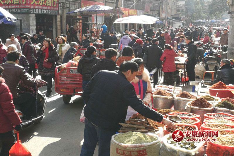 �r(n��ng)�Q(m��o)�Ј���ζ��