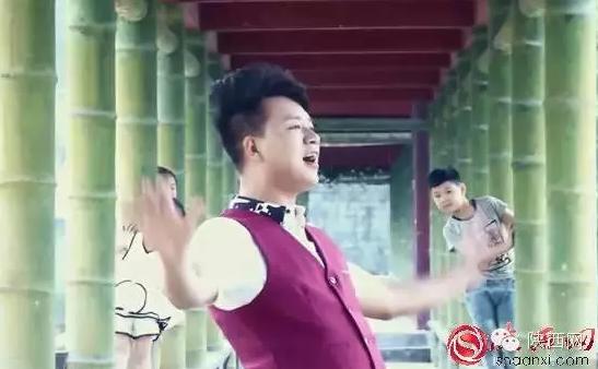 ƽ��С������l(xi��ng)���ˡ�