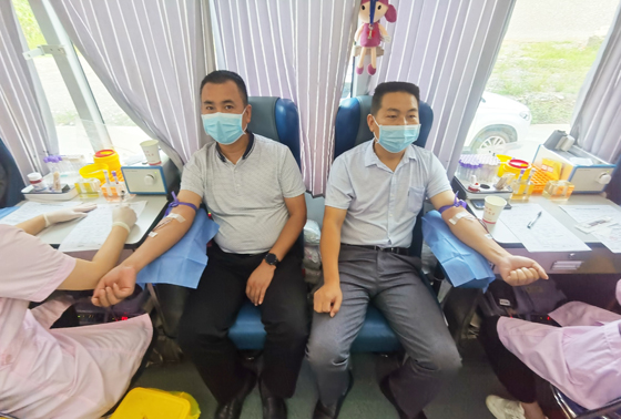 旬陽縣紅軍鎮(zhèn)開展“學(xué)黨史、辦實事”愛心獻血 活動