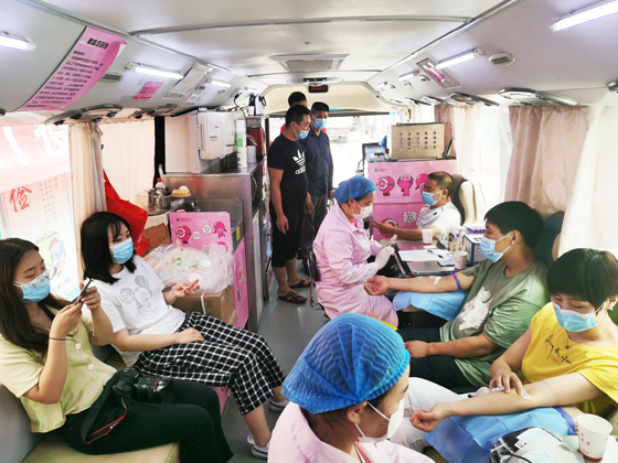 服務(wù)社會(huì) 熱心公益——嵐皋縣滔河鎮(zhèn)組織開展愛心獻(xiàn)血活動(dòng)